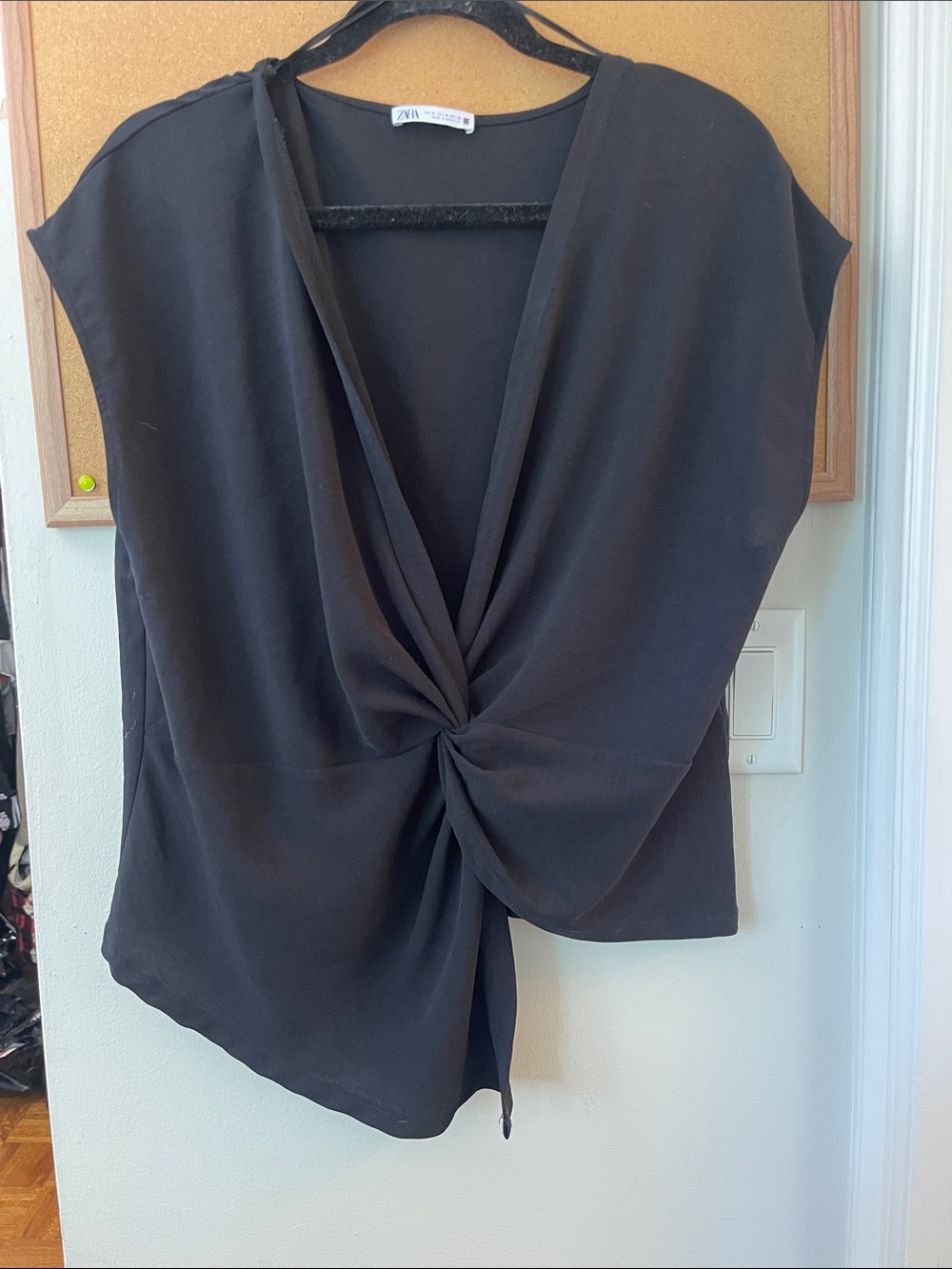 Zara Black Twist-Knot Cap-Sleeve Top